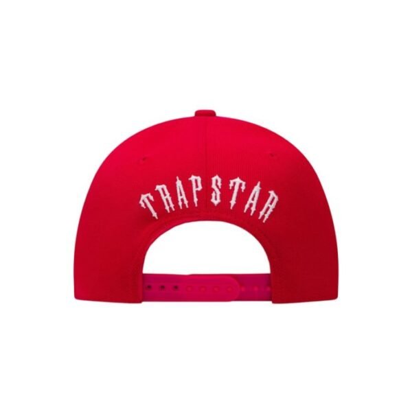 Czapka Trapstar Irongate Arch Snapback W Kolorze Czerwonym