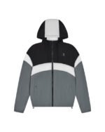 Wiatrówka Trapstar Irongate Z Metalową Odznaką – Czarna